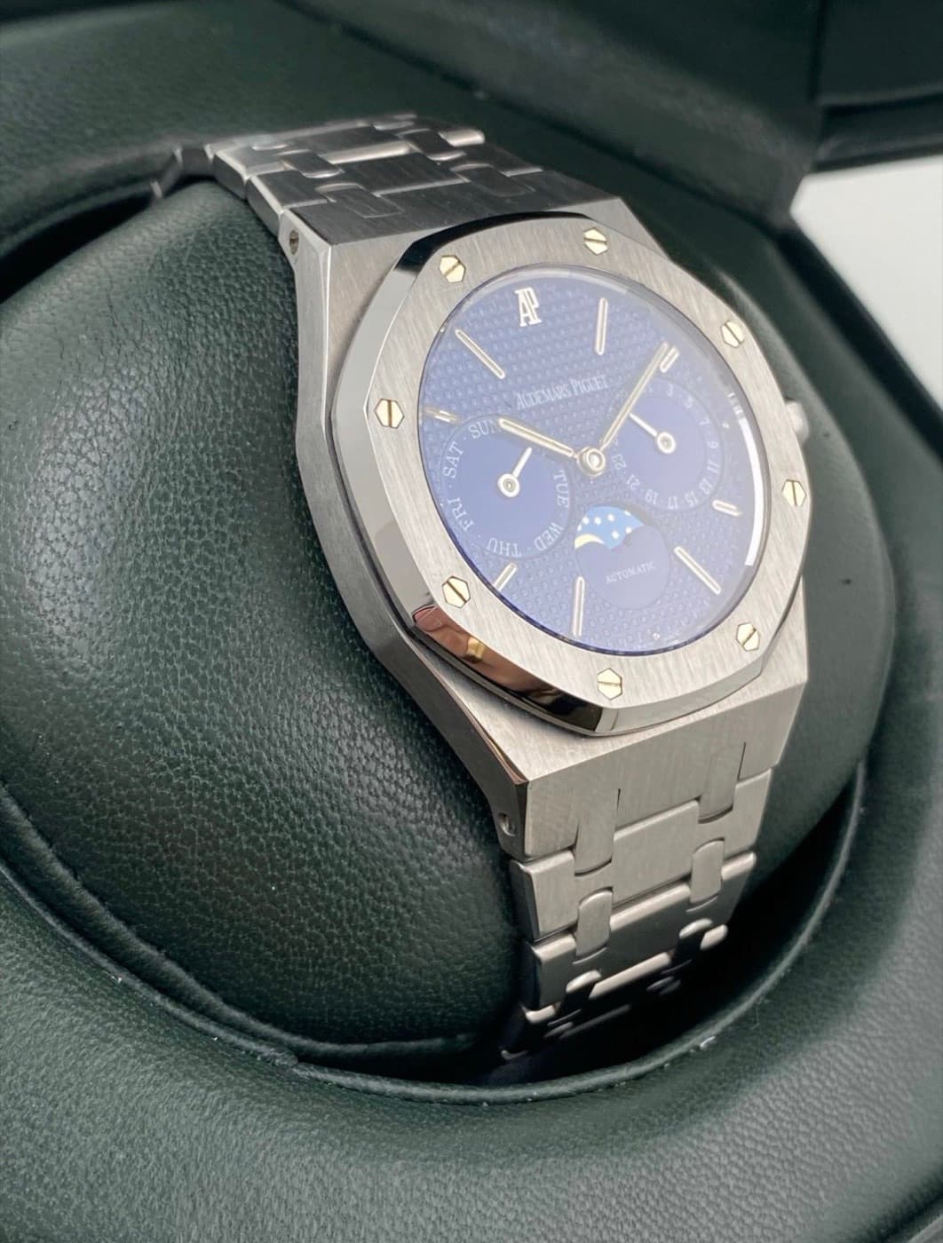 Audemars Piguet Royal Oak Day-Date Moonphase – Ansicht 4