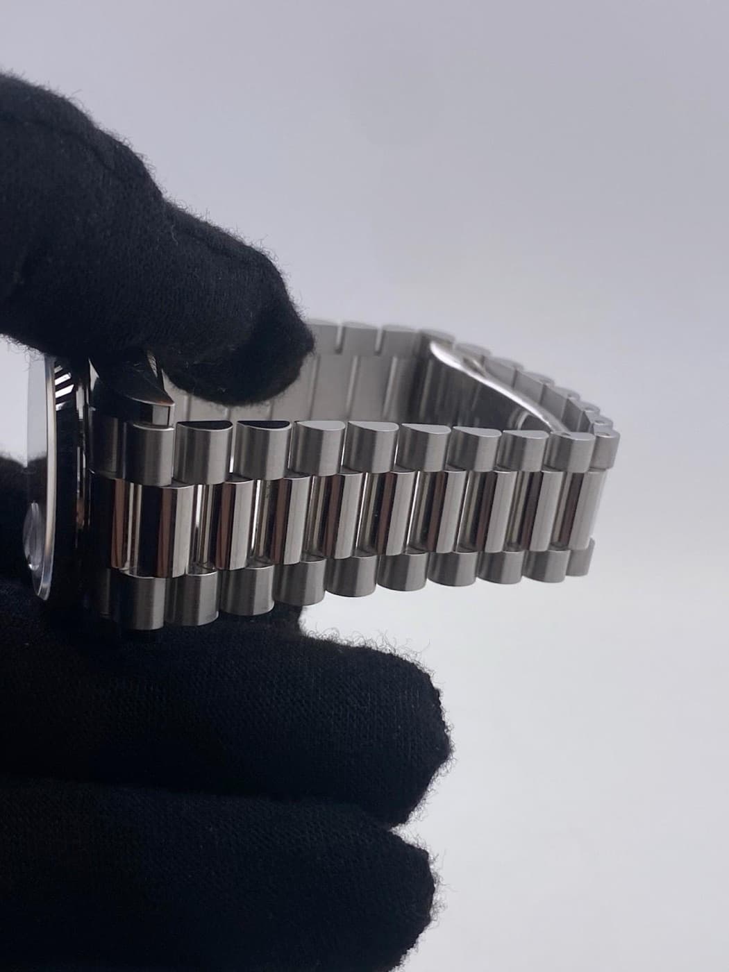 Rolex Day-Date 36 „Ice Blue“ Platin (6/2024) – Ansicht 12