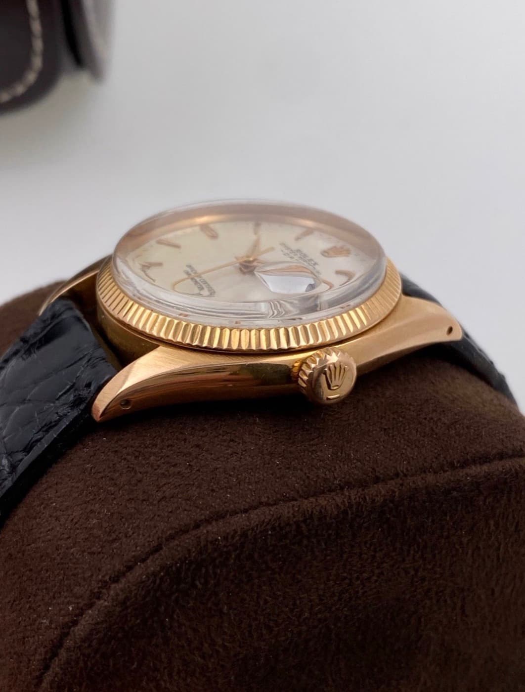 Rolex Oyster Perpetual Date (Roségold) – Ansicht 7